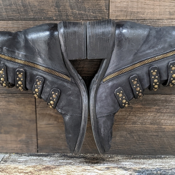 ⚡SOLD⚡A.S.98 Bronze Studded Black Leather Frankie Boot w. Pointed Toe - Picture 9 of 13
